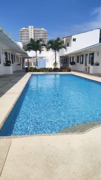 Vila Casa De Playa Cerca Al Mar Tonsupa Exteriér fotografie